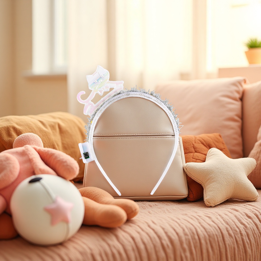 A simple and versatile elastic hairband for women, a Korean-style fashionable headwear. 144422908 Application Scenario