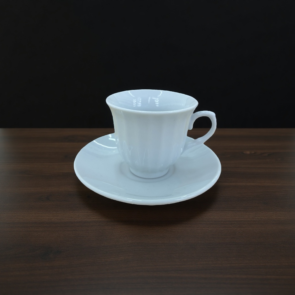 白色陶瓷杯+杯子产品图