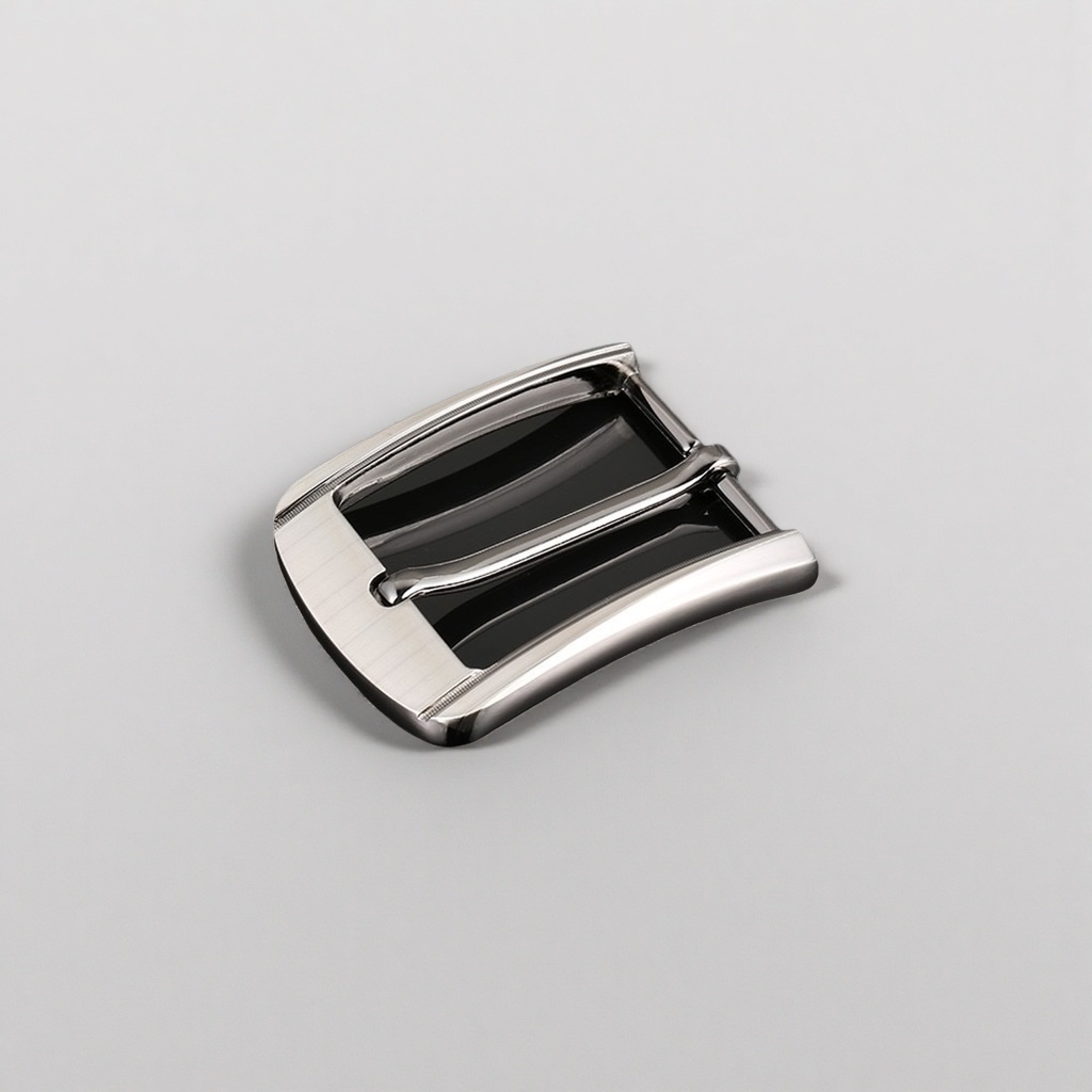 Metal belt buckle fashionable and versatile men's belt accessory 155350086 Application Scenario