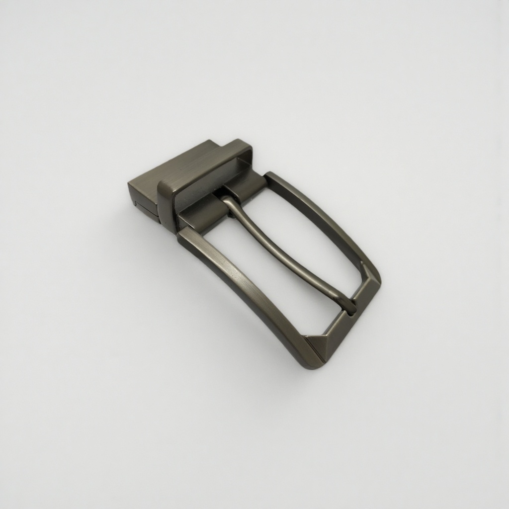 Metal belt buckle fashionable and versatile men's belt accessory 155358226 Application Scenario