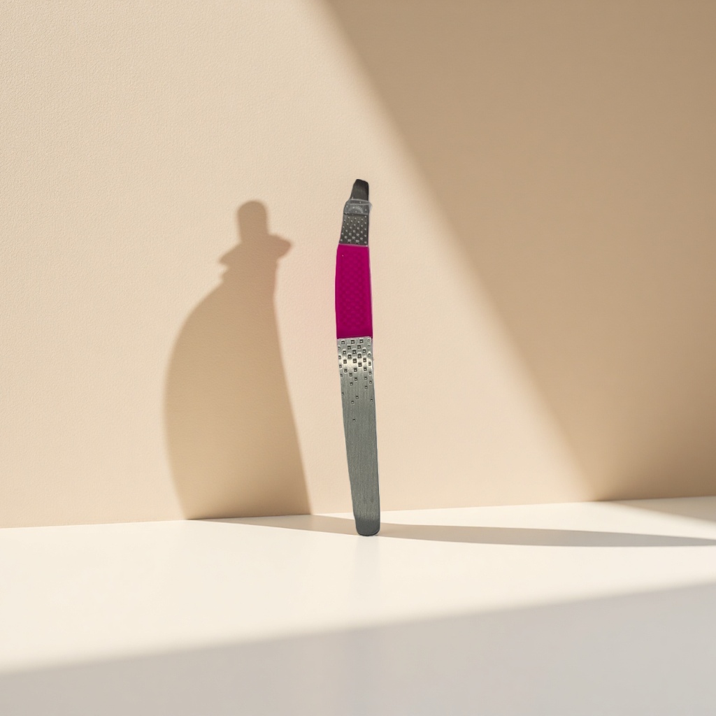 Stainless steel pointed tweezers, precision eyebrow shaping tweezers, 12cm medical-grade anti-slip tweezers Application Scenario