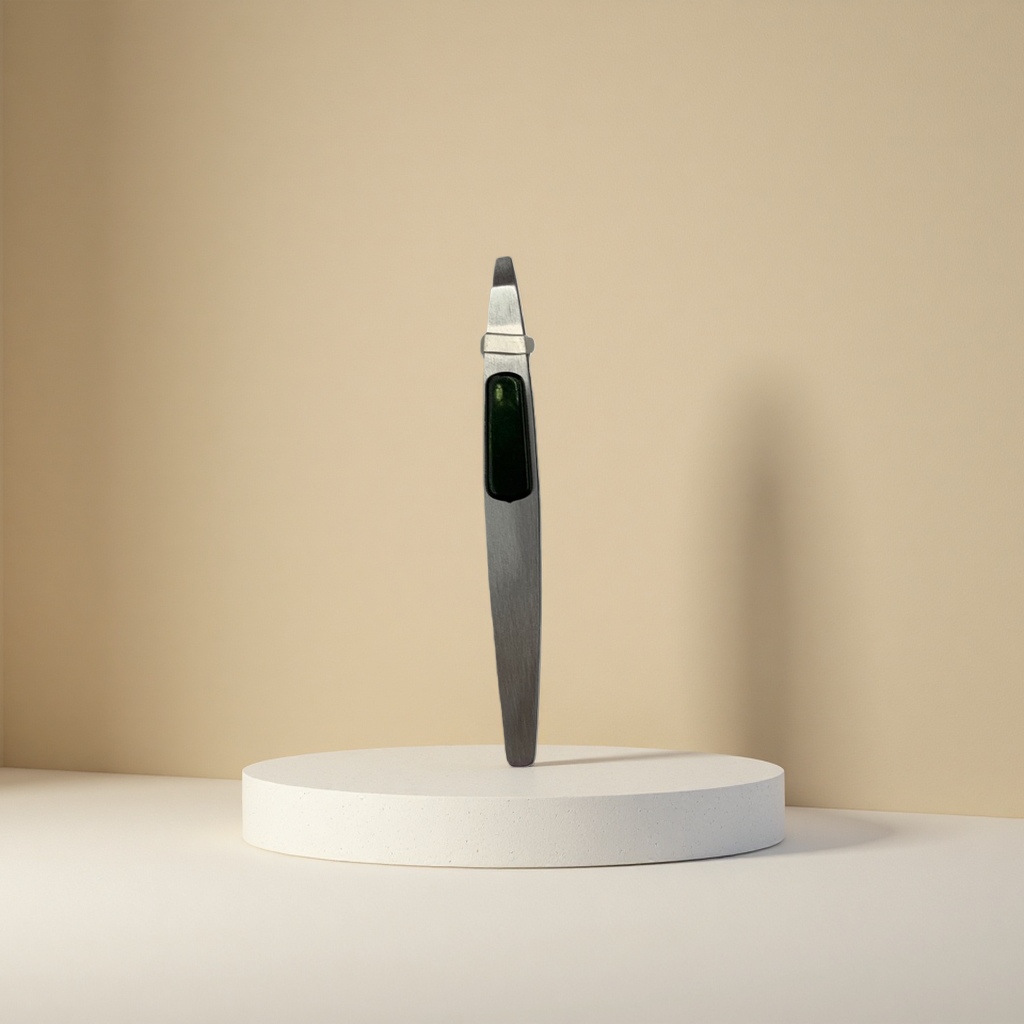 Metal tweezers, stainless steel pointed tweezers, precision eyebrow shaping tweezers, 12cm medical grade Specification image