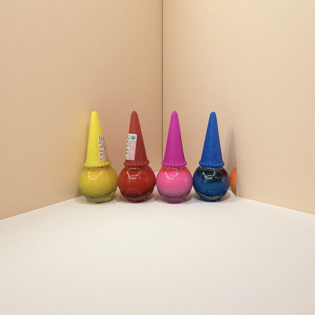 The main body of the colored nail polish bottle is made of transparent acrylic with a matte texture and the bottle body can be replaced details Picture