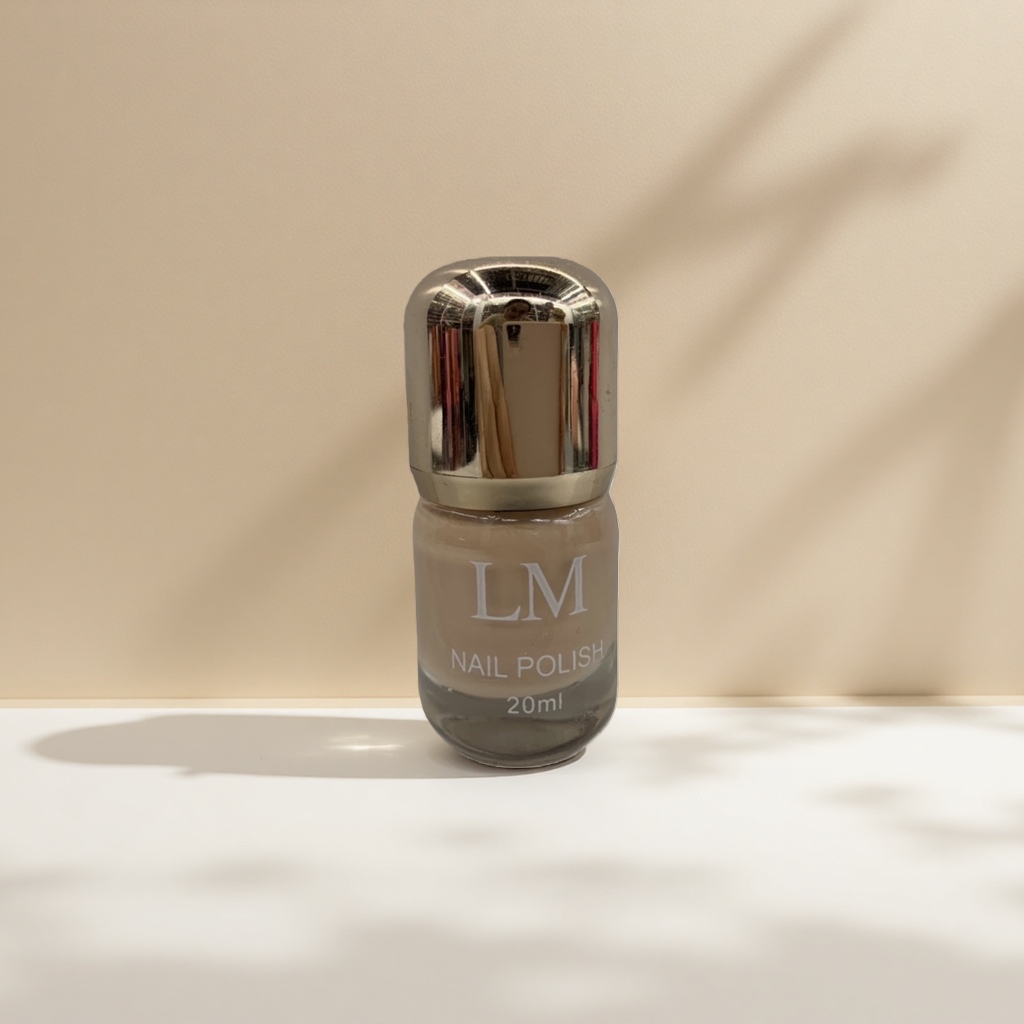 LM Nail Polish oil bottle, 10ml empty bottle for nail polish, replaceable portable nail tool Application Scenario