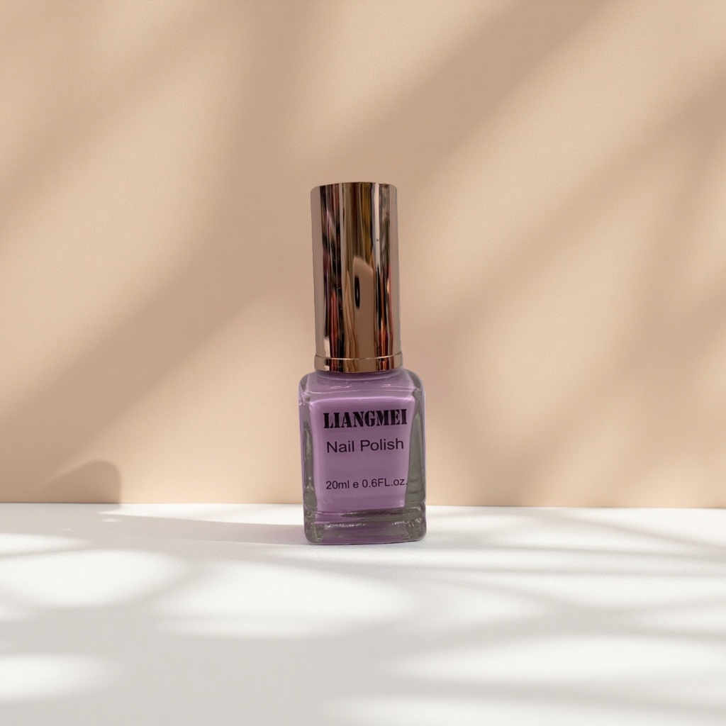 The main body of the purple nail polish bottle has a frosted glass texture, making it a fashionable and simple nail tool accessory