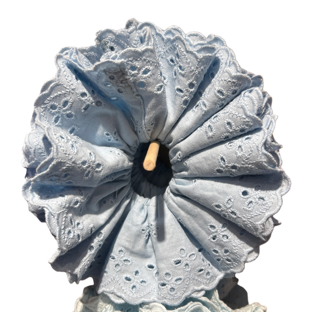 A light blue lace hair tie is a high-elasticity and anti-slip headwear for women Item Picture