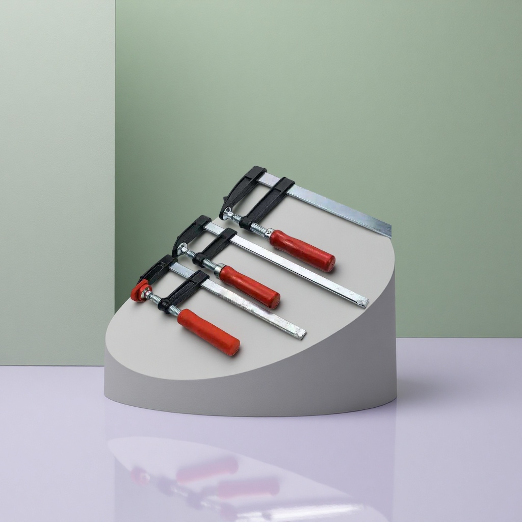 Heavy-duty adjustable fastening fixture with malleable iron F-type clamp, industrial-grade F-type clamp
