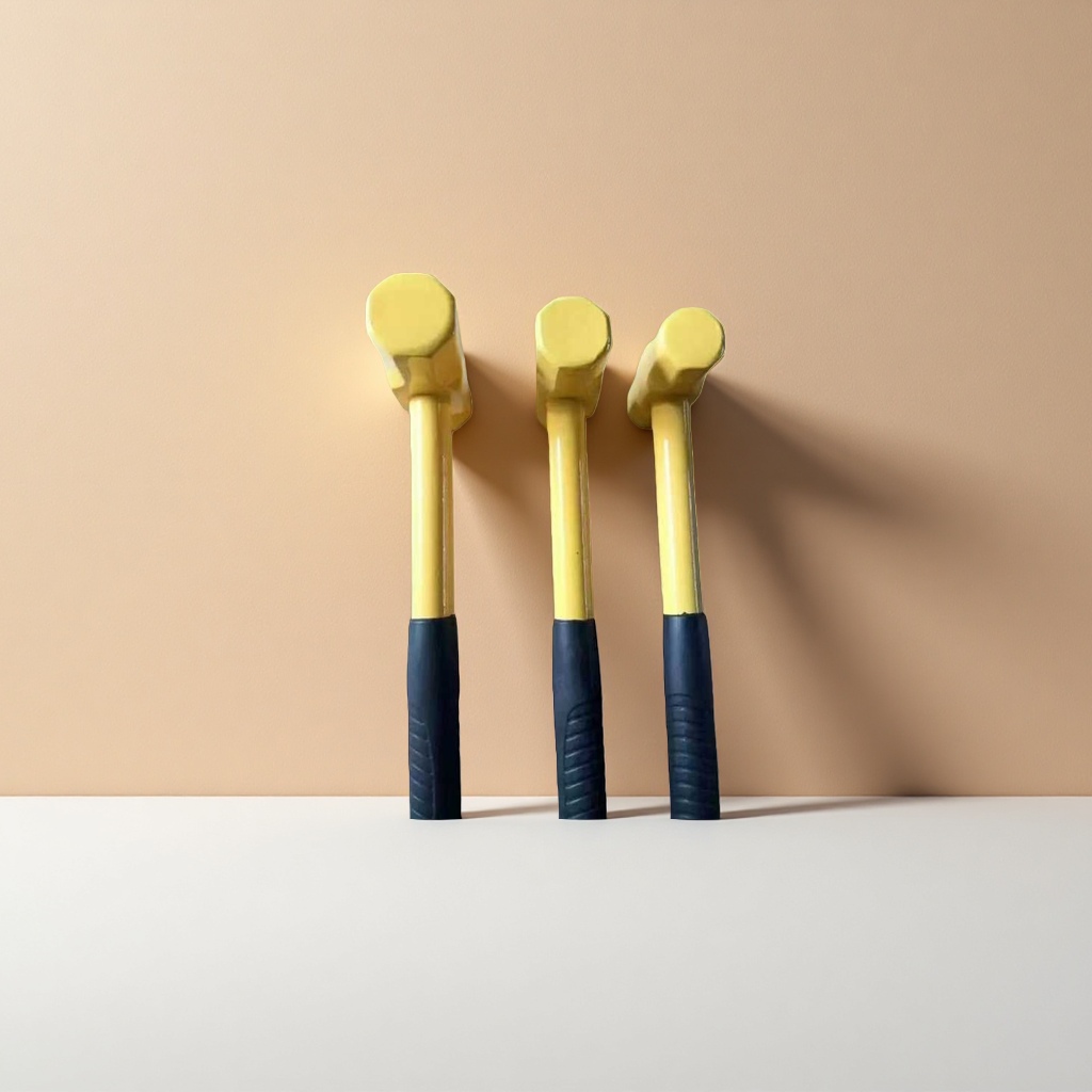 Yellow hammer, hammer tool hammer, household hardware striking hammer, metal thickened anti-slip handle Specification image