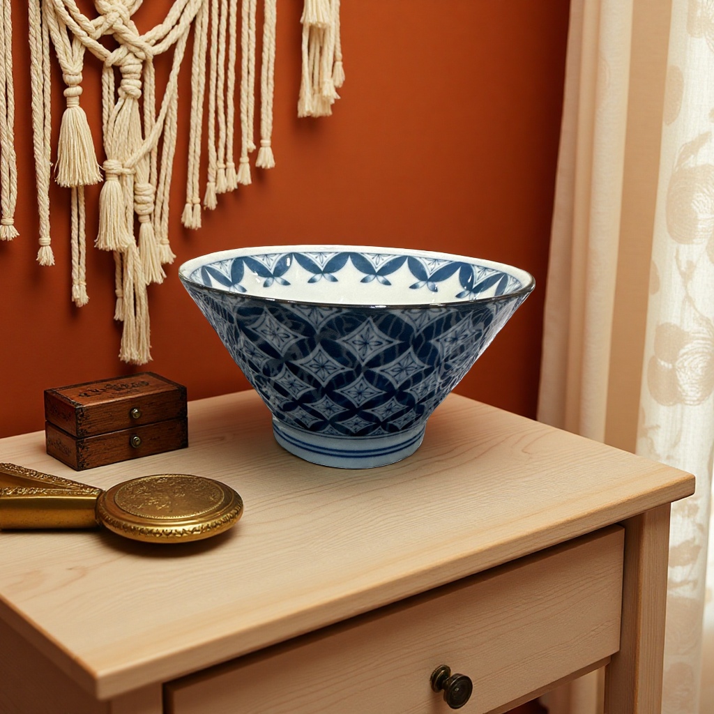 Blue and white patterned ceramic bowl, a simple household meal bowl for serving rice and vegetables Specification image