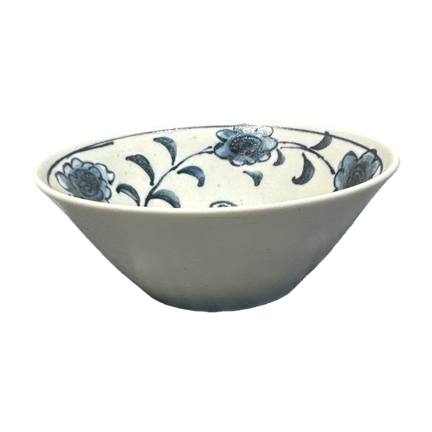 Blue and white porcelain bowl, ceramic household tableware, Chinese-style retro rice bowl and soup bowl set Item Picture