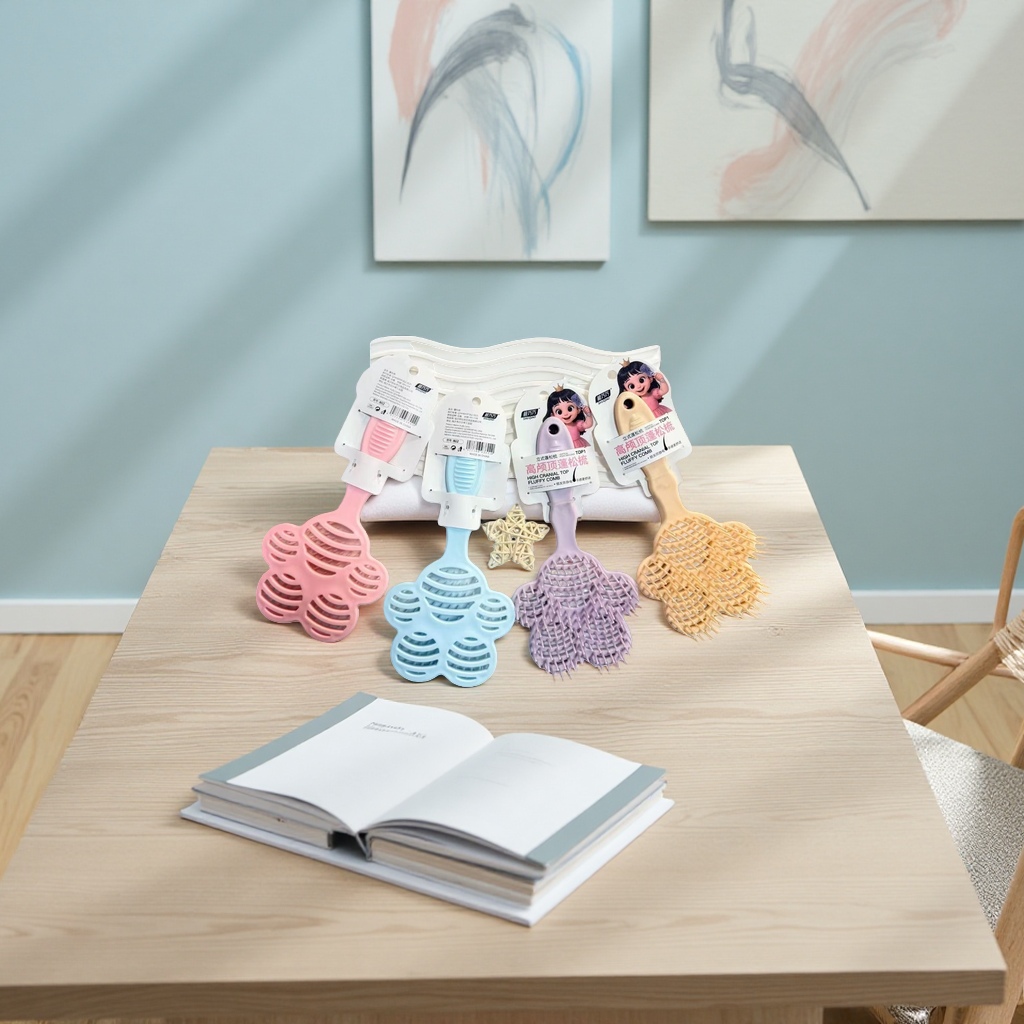 High cranial top fluffy comb, plump hair roots without damaging hair, wide-toothed massage comb Application Scenario