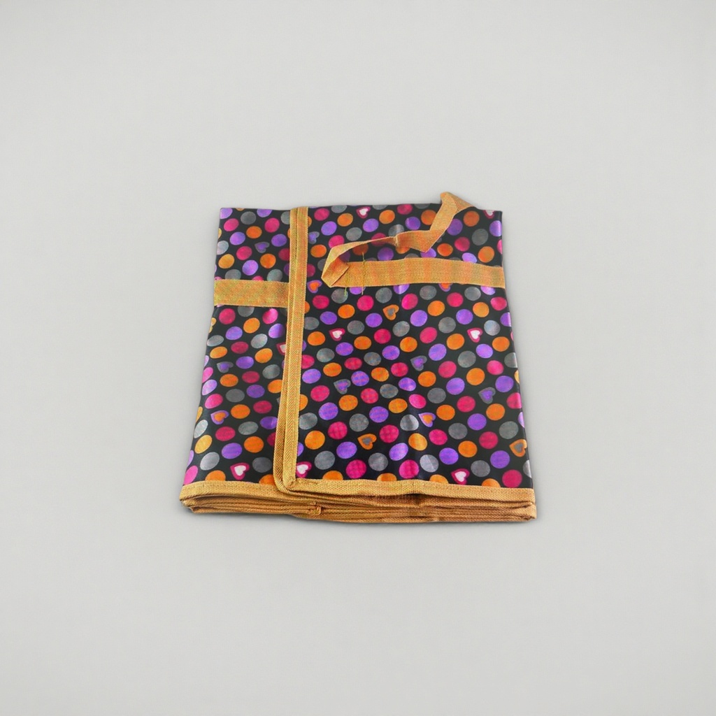 Colorful polka dot patterned folding cloth bag, fashionable, portable and large-capacity shopping storage bag Application Scenario