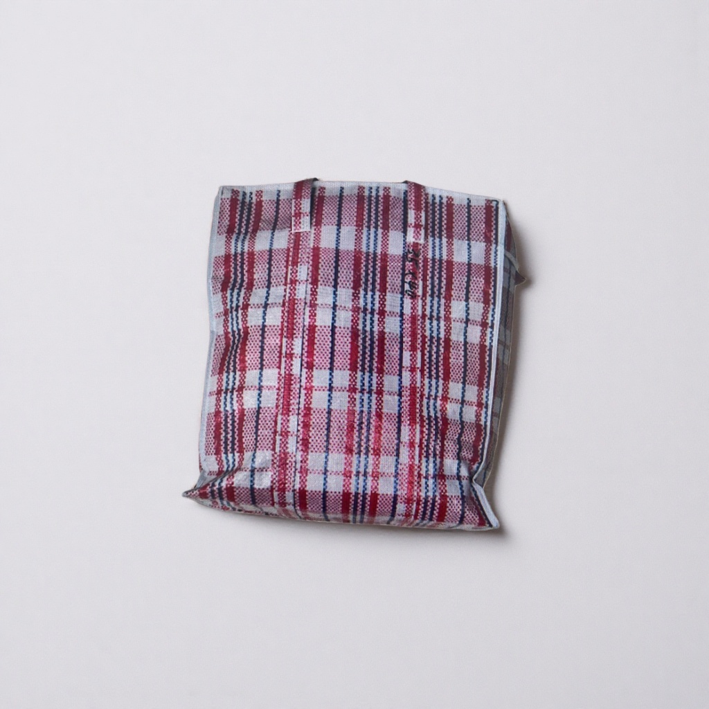 A large-capacity hand-held shopping bag with a checkered pattern made of cotton and linen fabric, and a foldable eco-friendly storage bag Specification image