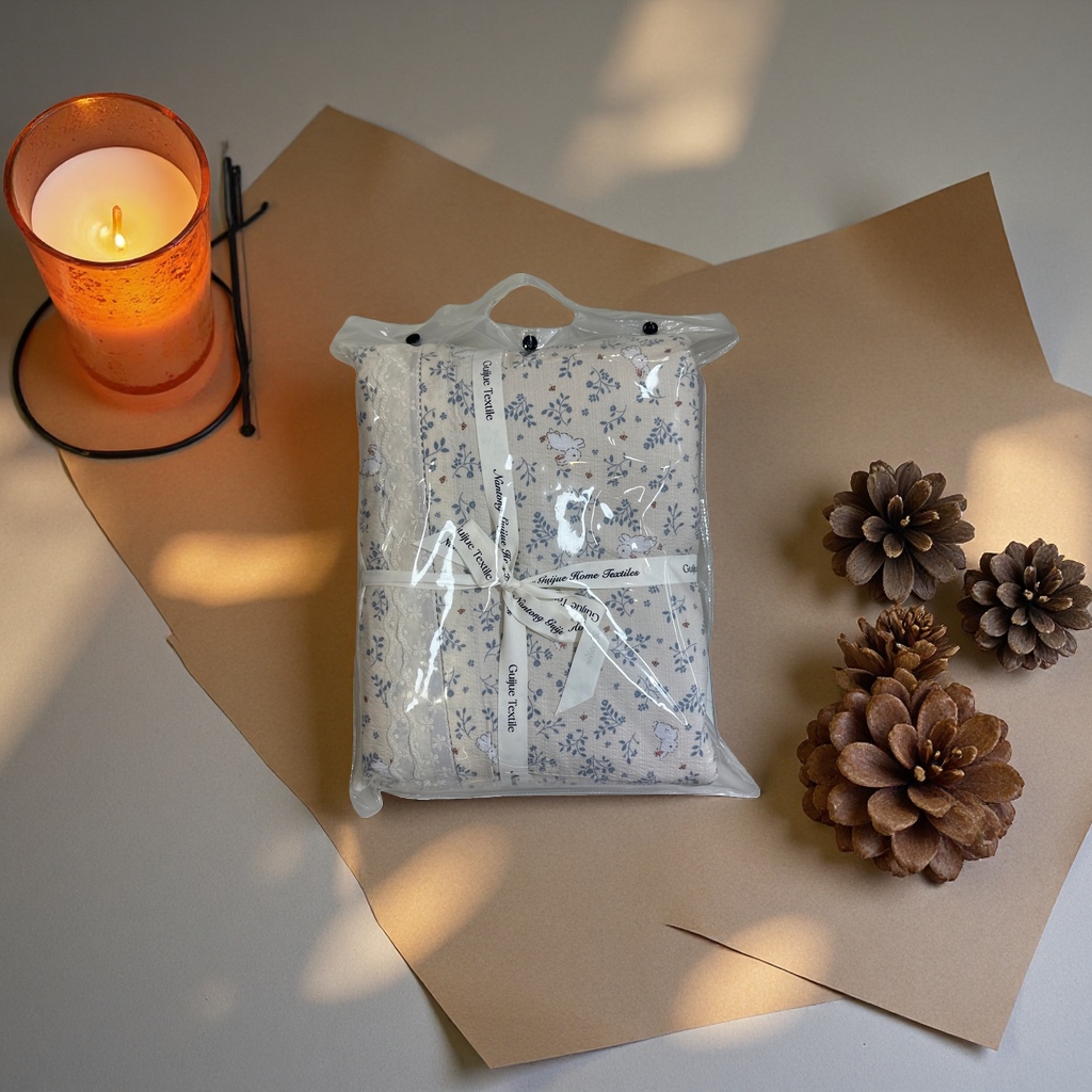 The packaged bedding quilt is made of pure cotton double palace cocoon silk, warm in winter and cool in summer Specification image