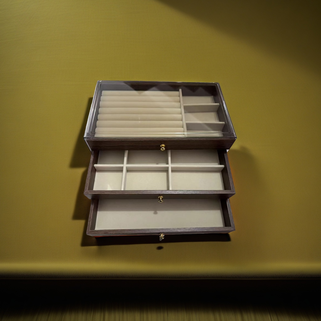 Multi-layer separated dust-proof portable jewelry storage box Specification image