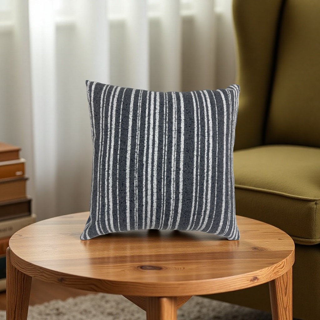 Striped pattern throw pillows, Nordic-style living room decoration cushions, bedroom sofas, universal 105123507 Application Scenario