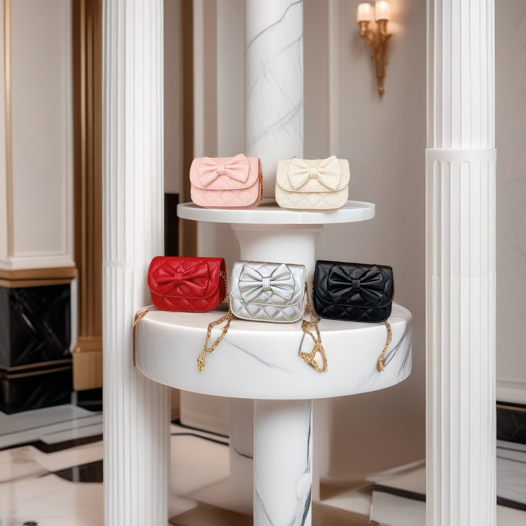 Fashionable bow chain bag available in five colors, quilted texture, golden chain mini loose change small bag, versatile for women's crossbody crossing, new cute bow children's mini bag Specification image