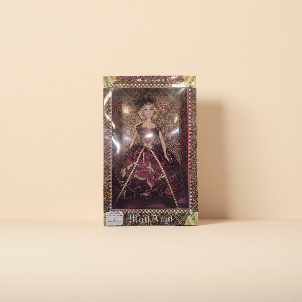 The classic Barbie girl toy can be interchanged into a 15-centimeter twin set details Picture