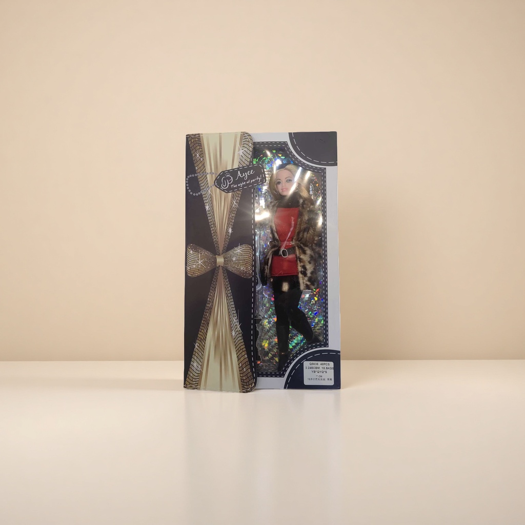 Barbie doll is an officially authorized birthday gift for girls. It can be changed to a 15cm size Specification image