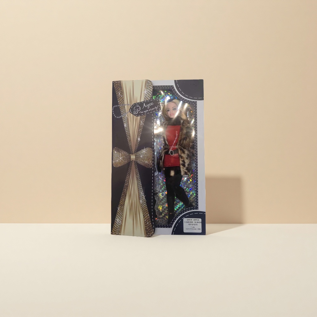 Barbie doll is an officially authorized birthday gift for girls. It can be changed to a 15cm size