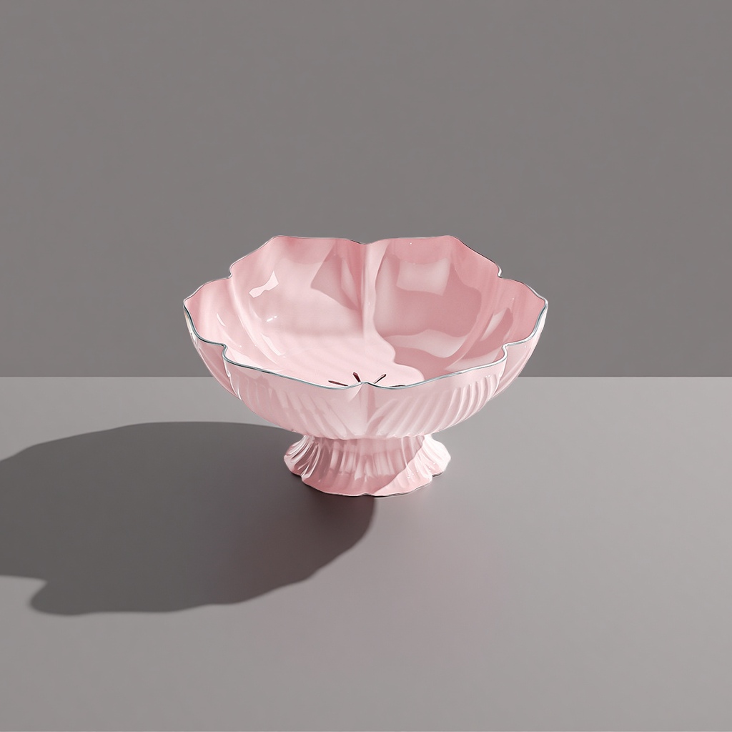 粉色花瓣形带底座的碗，主体产品图
