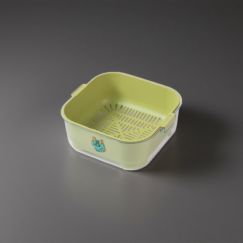 The main body of the green plastic draining basket is thickened and anti-slip, making it a kitchen vegetable washing and draining storage basket Application Scenario