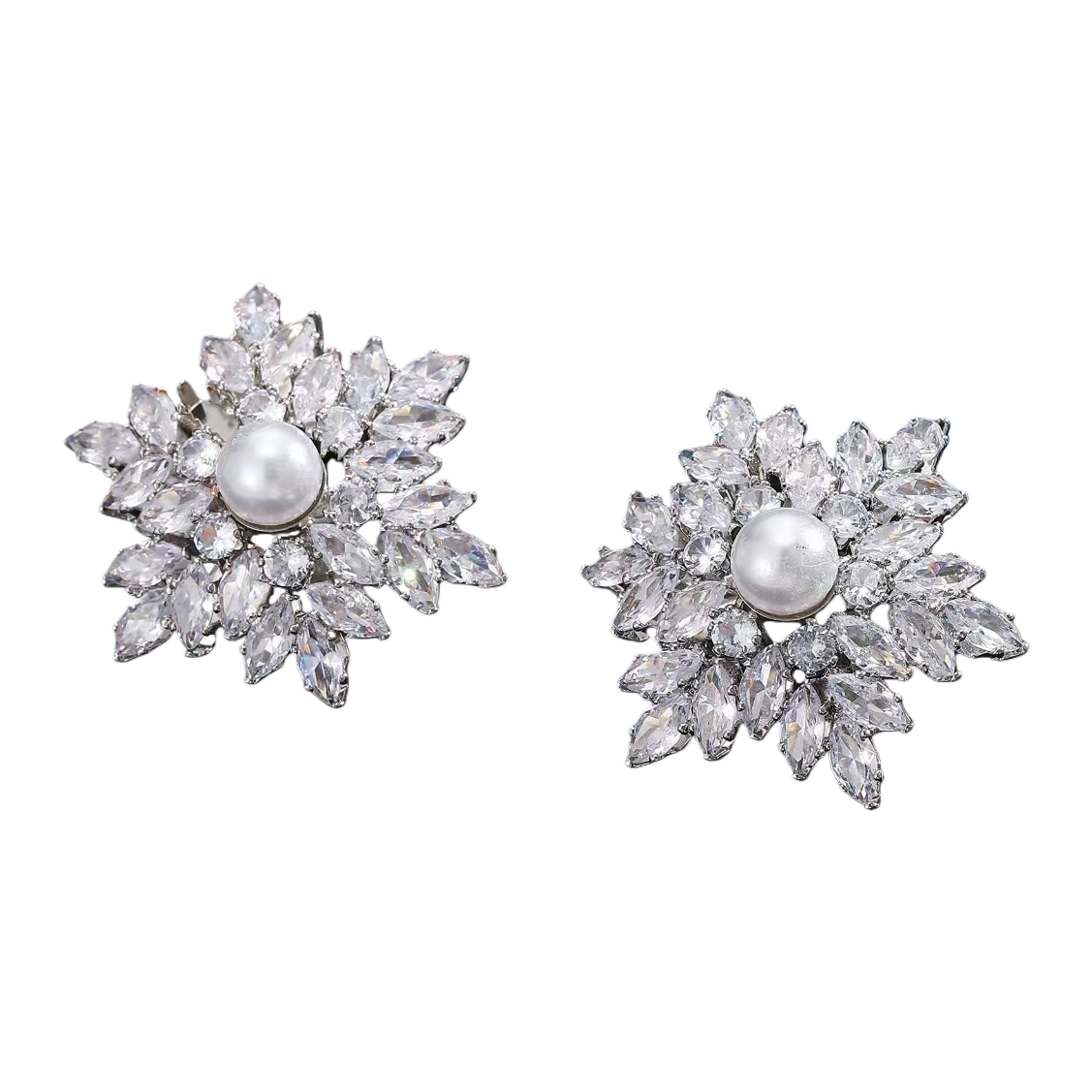 Pearl earrings, natural freshwater pearl stud earrings, simple and versatile earrings for women Item Picture