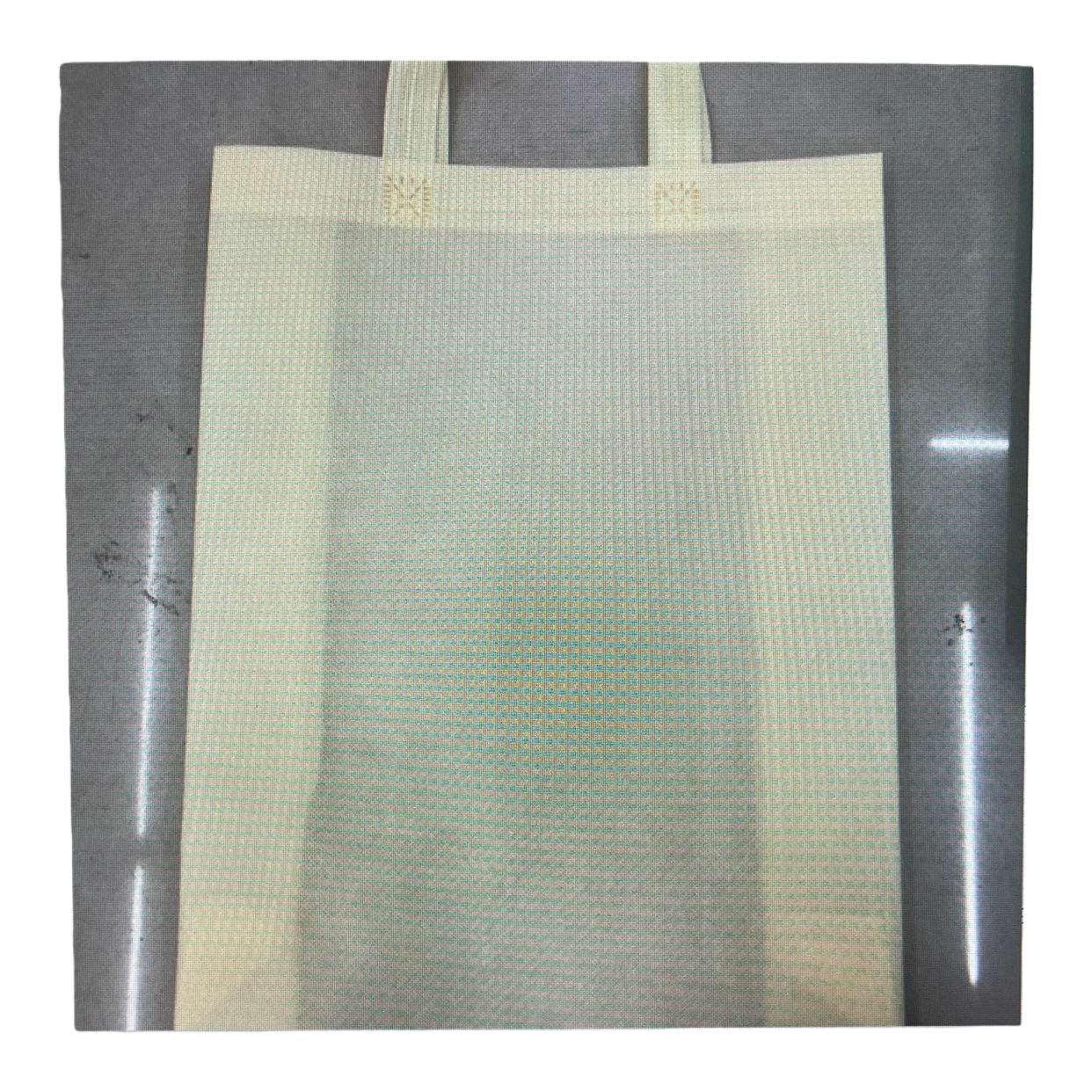 Beige non-woven fabric handbags, environmentally friendly and reusable, large shopping bags and shoe bags Item Picture