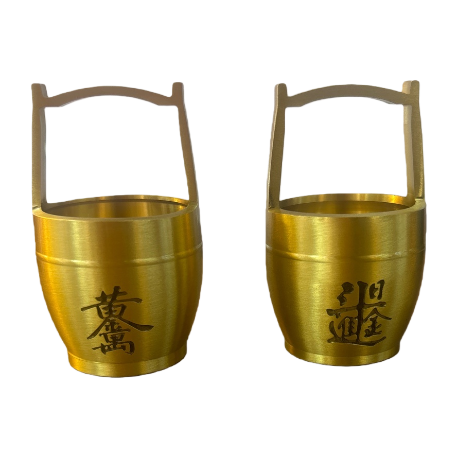 Golden metal small bucket home storage bucket, cosmetic storage bucket, retro-style desktop storage container Item Picture