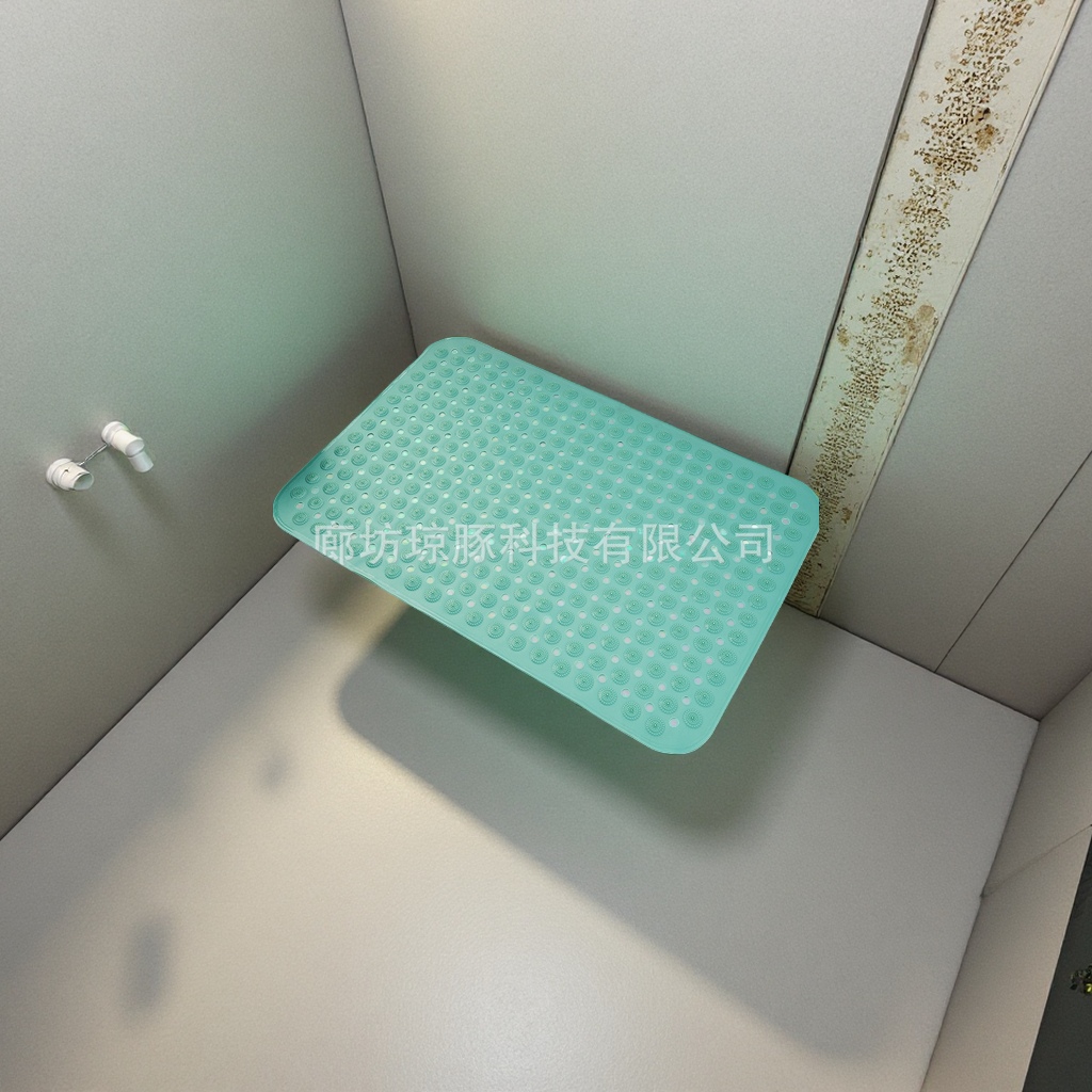 The green anti-slip bathroom floor mat is thickened, water-absorbing, quick-drying, silent and does not shed fibers Application Scenario