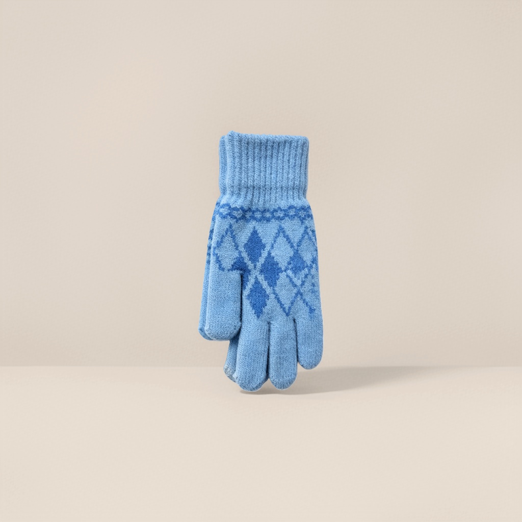 Blue knitted gloves for women, warm and anti-slip, fingertip touch screen autumn and winter edition Application Scenario