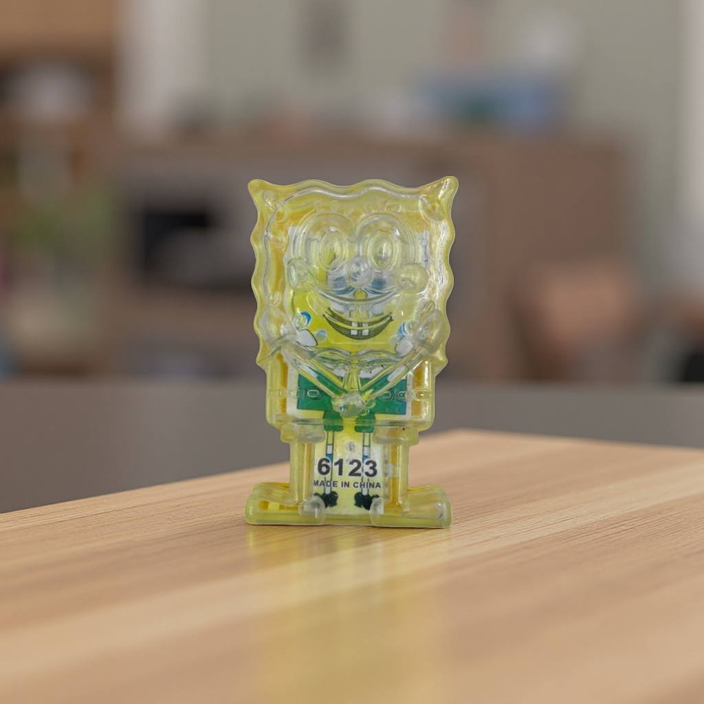 Transparent SpongeBob SquarePants pencil sharpener Application Scenario