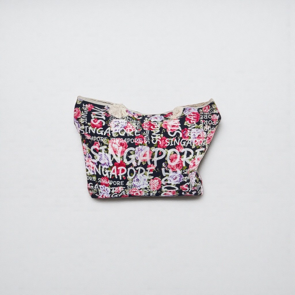 Colorful patterned letter printed handbag details Picture