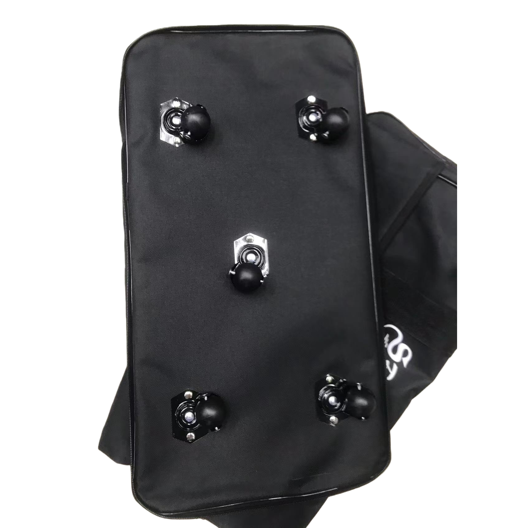 The black travel bag is lightweight, wear-resistant and has a large capacity. It is suitable for both men and women. 162629314 Item Picture
