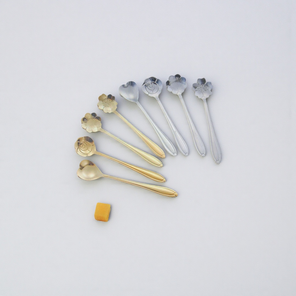 Decorative metal spoons, home decoration items, tableware, high appearance level, light luxury style stainless steel spoons Specification image