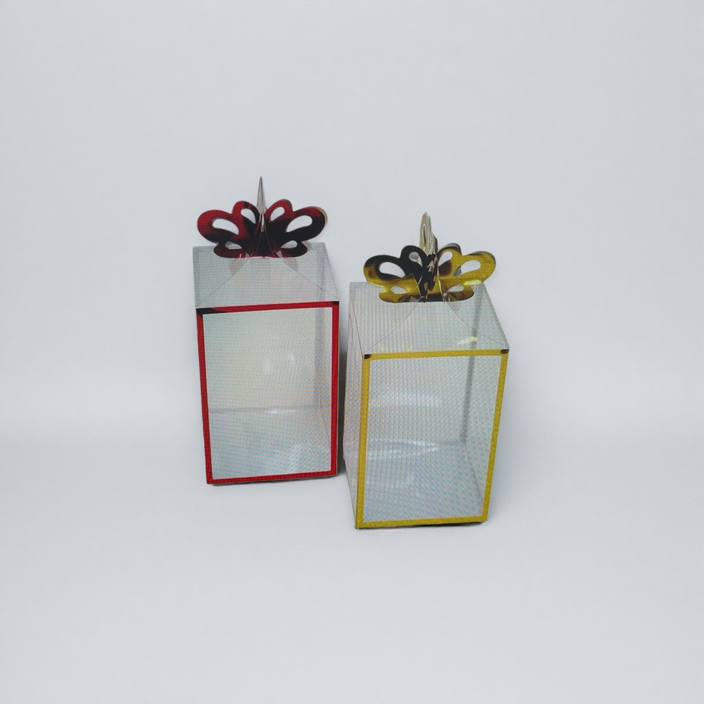 The transparent gift box is exquisitely packaged. It is a universal gift box and a hand-held square gift box that can be customized Specification image