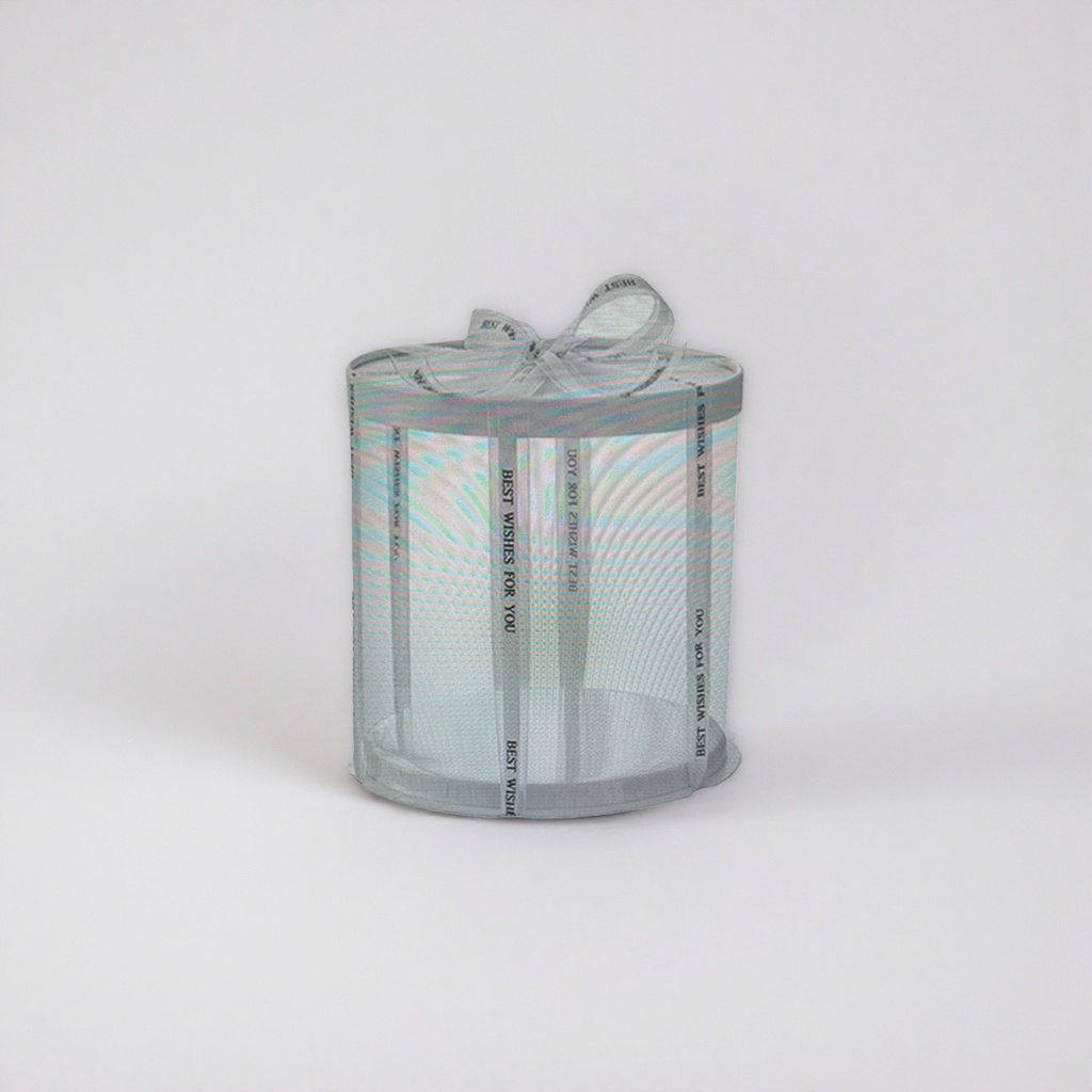 Transparent gift box packaging is exquisite and universal. It is a hand-held square gift box that can be customized. Tel: 094409260 details Picture