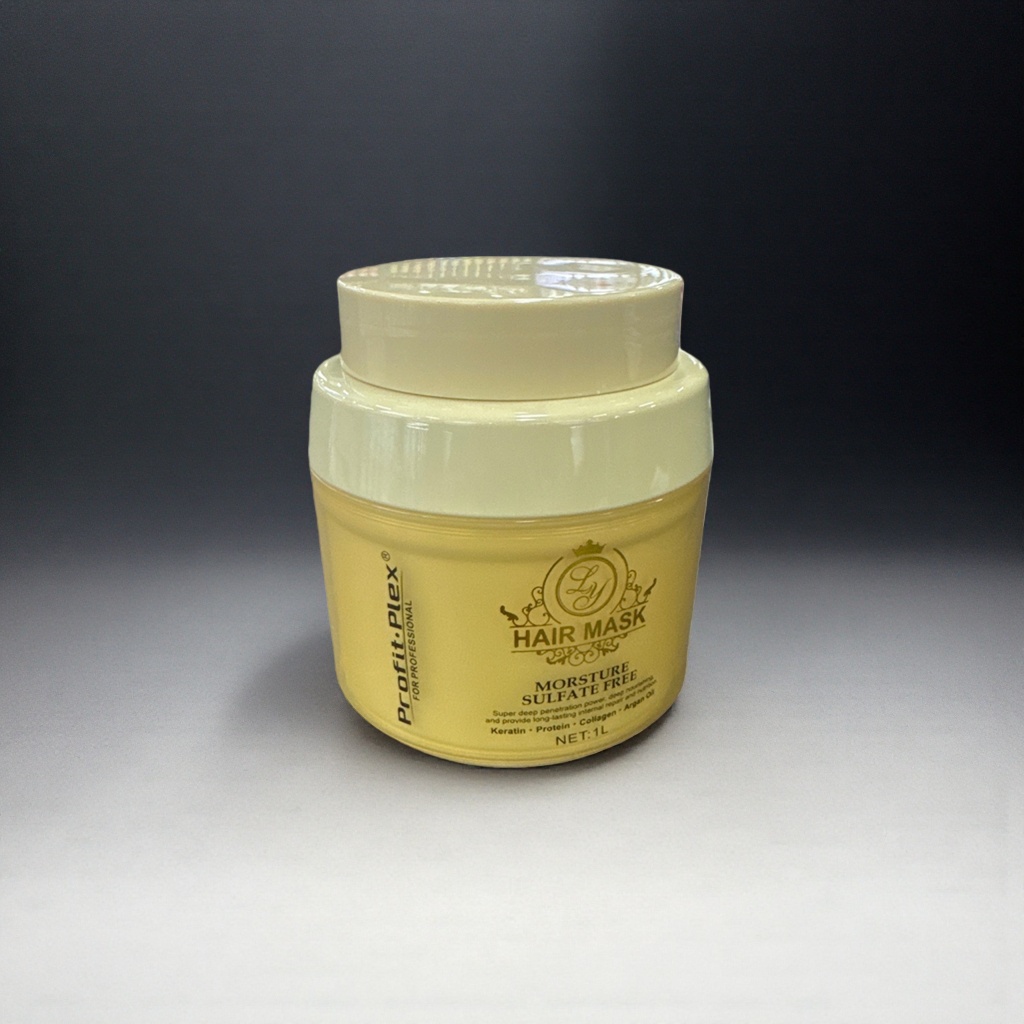 The yellow hair care mask can moisturize and repair the hair strands, making them smooth and shiny