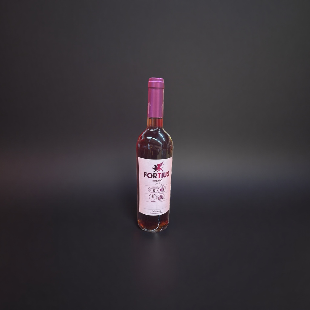 Red wine bottles, glass wine bottles, empty bottles, decorative ornaments, home storage, catering supplies Application Scenario