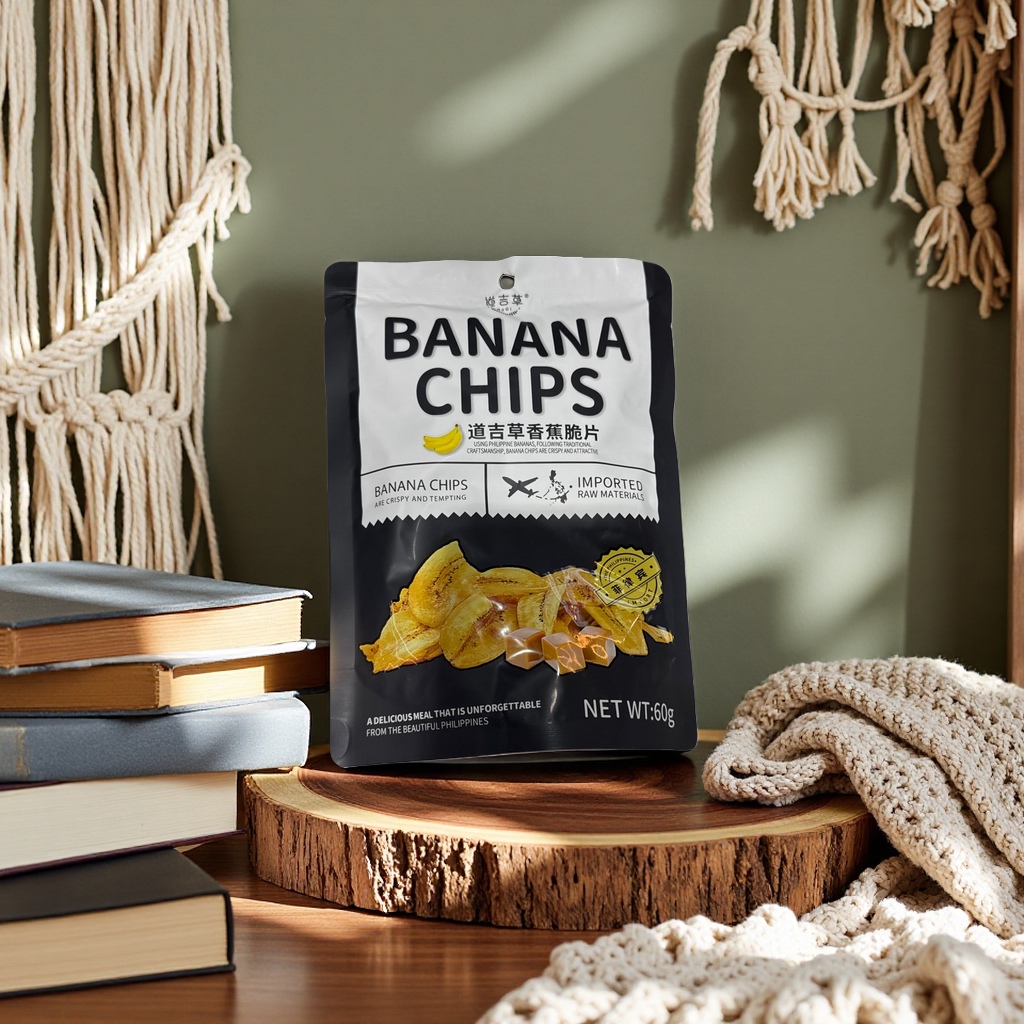 Banana crisps are individually packaged, crispy and delicious, and come in small bags as a snack