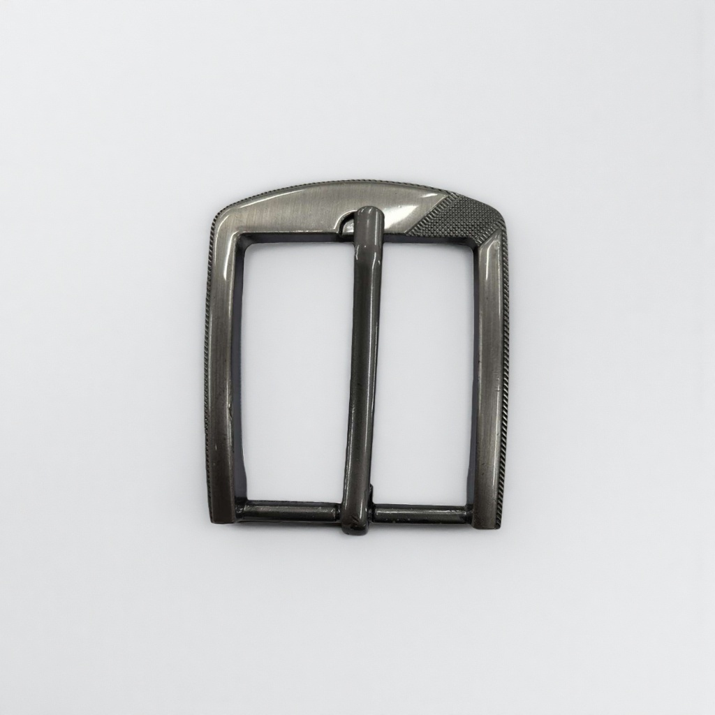 Metal belt buckles are fashionable and versatile men's belt accessories