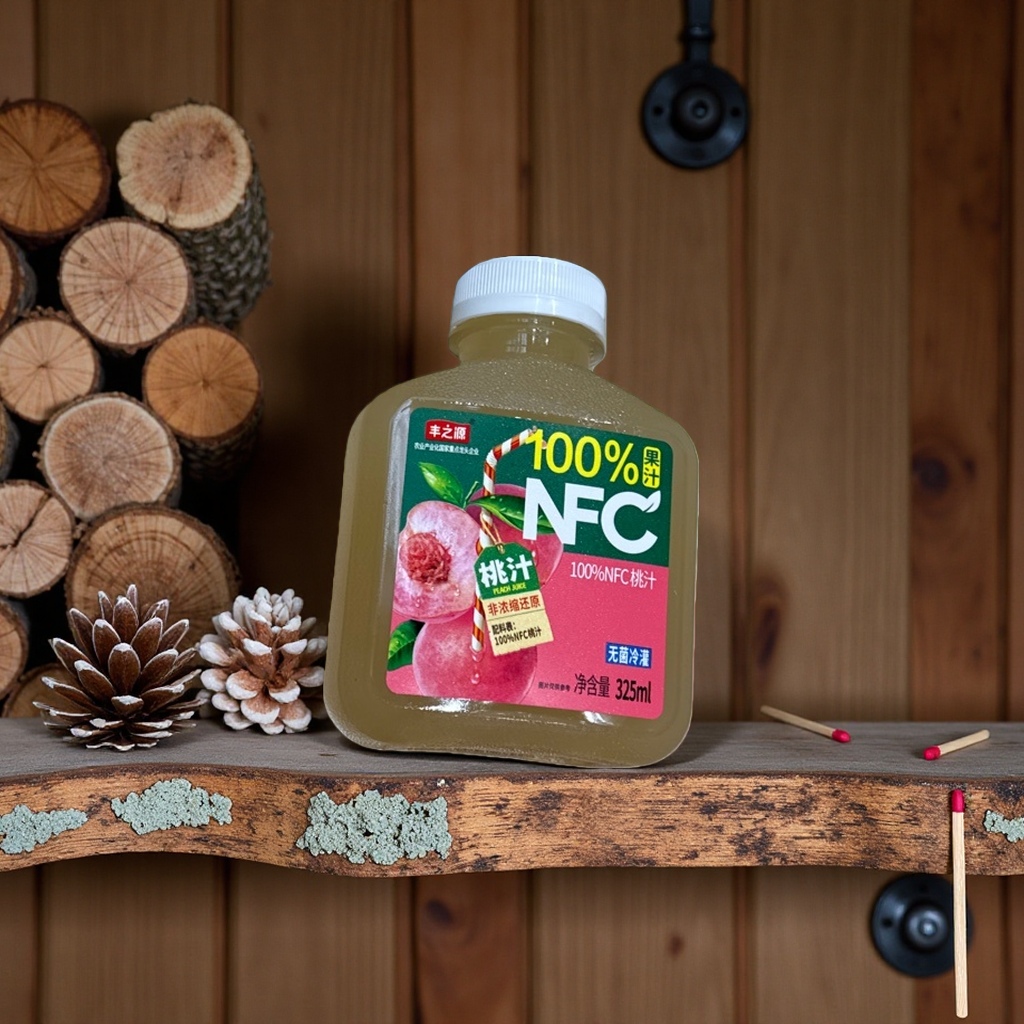 Peach juice drink, 100% pure fruit juice, peach flavor, refreshing and thirst-quenching, supplementing vitamin C