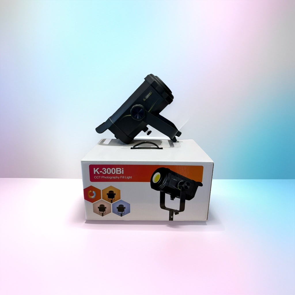 CCT Photography Fill Light device 5600K adjustable brightness portable Application Scenario