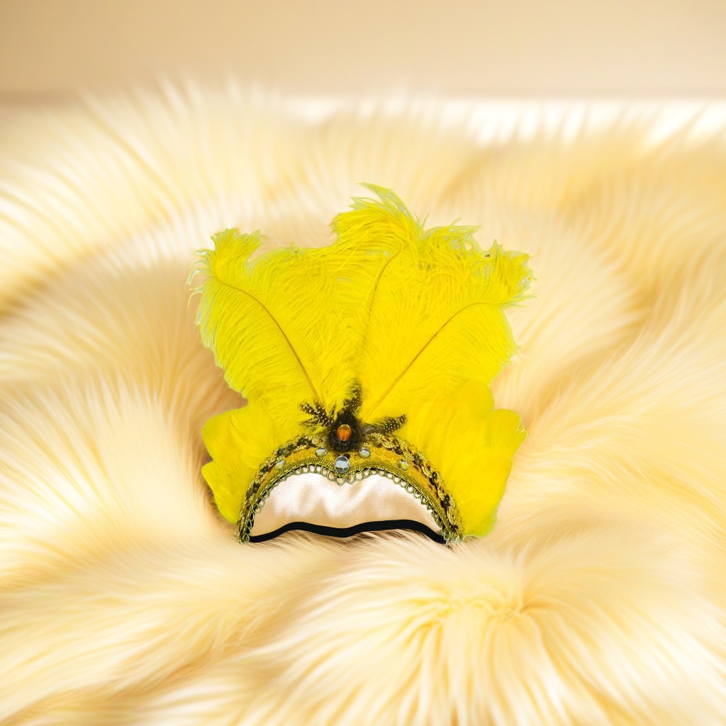 Yellow feather-decorated headwear, faux feather hair accessory, elegant and retro bride's hair flower details Picture