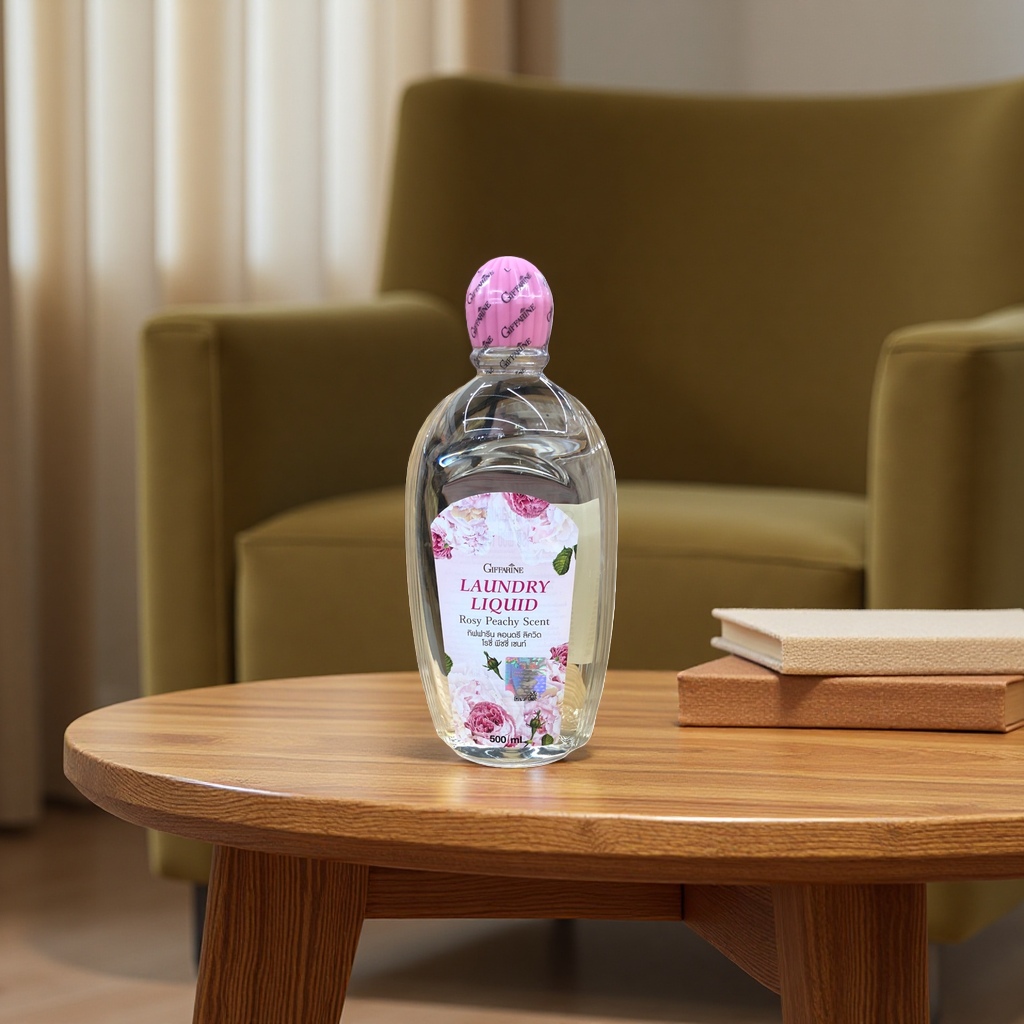 Bottled laundry detergent is clean, smooth and leaves a long-lasting fragrance. Large capacity for family use details Picture