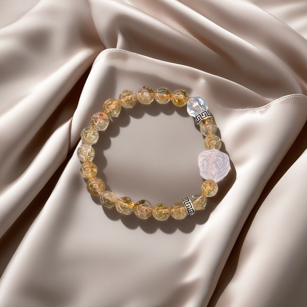 This is a simple, fashionable and versatile women's bracelet that can be adjusted to 18cm Specification image