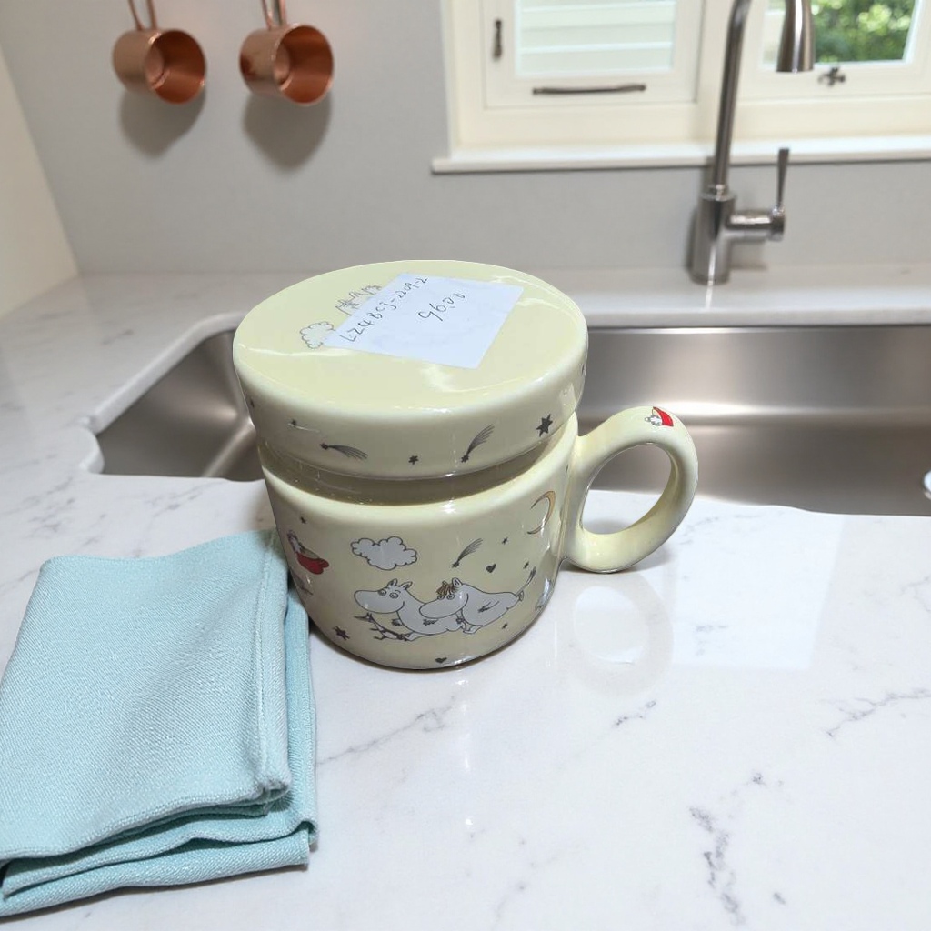 Cartoon pattern ceramic cups, household creative mugs, high-temperature glazed anti-scald portable water cups details Picture