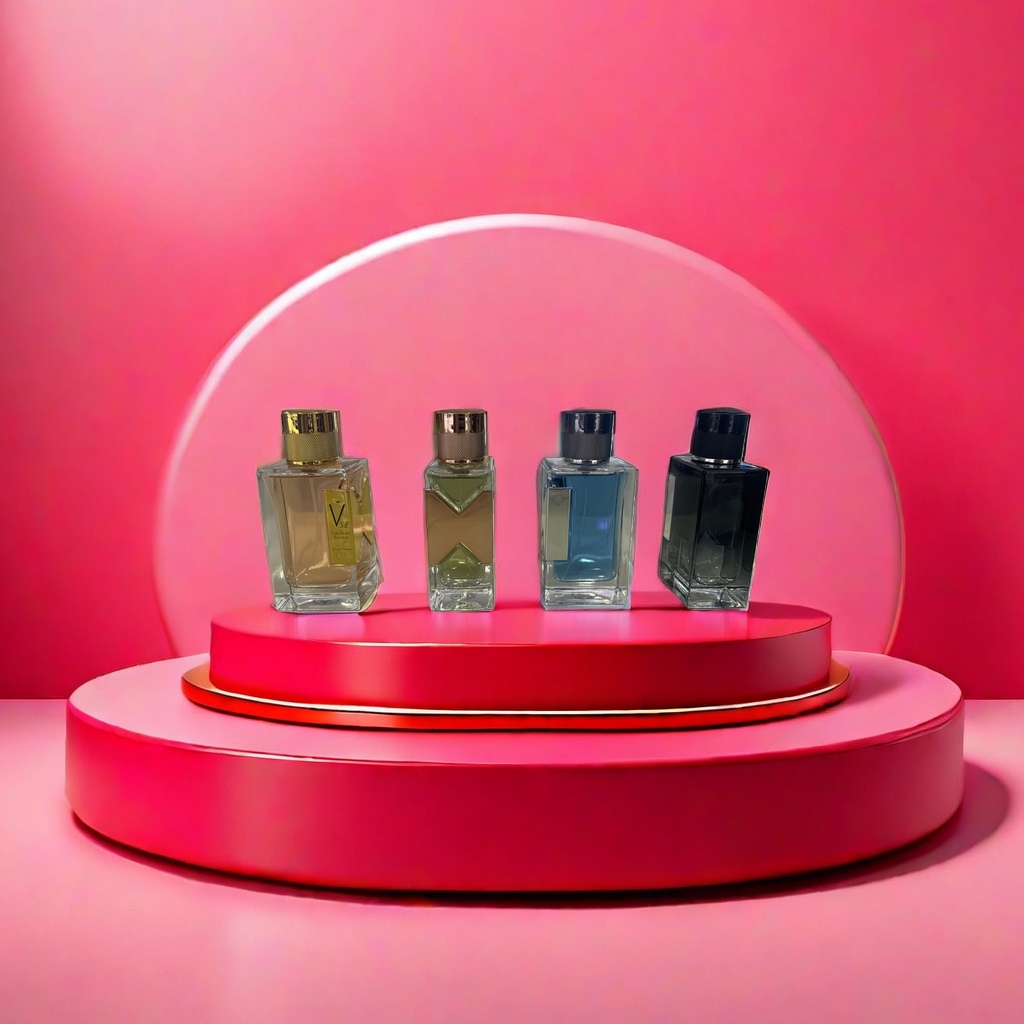 Perfume bottle, glass spray bottle, 100ml empty bottle, replaceable, portable portioned bottle, 163736993 Application Scenario