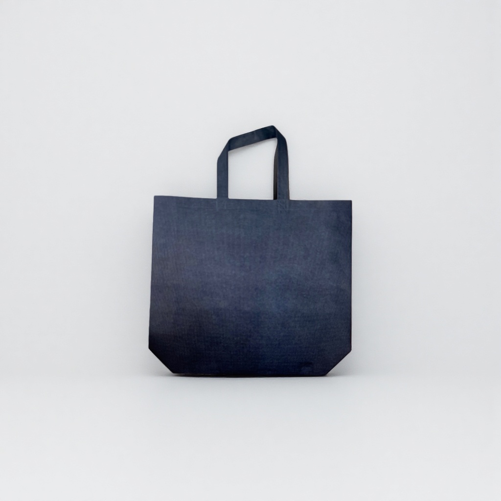 Black hand-held cloth bag, large-capacity, simple and environmentally friendly shopping bag, foldable portable storage bag Specification image