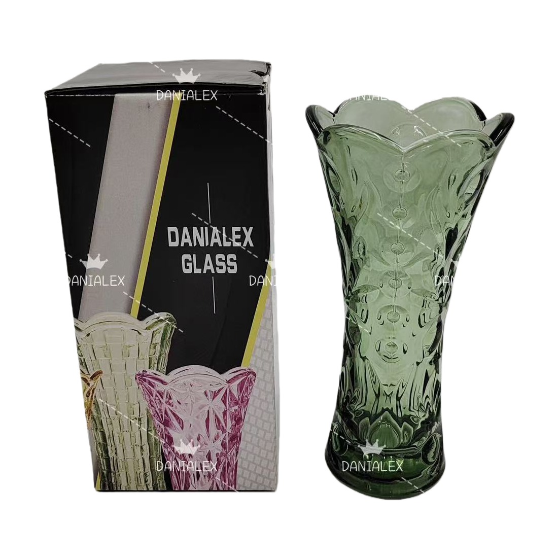 The emerald glass vase is a main living room decorative item with a highly transparent crystal texture Item Picture